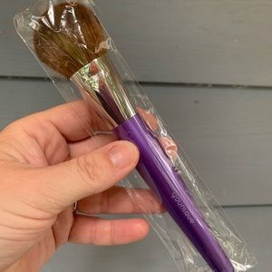 Younique Beachfront Brush - Large